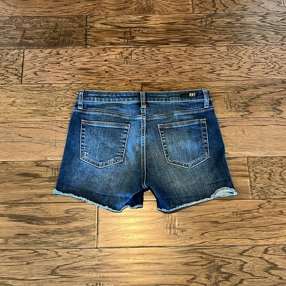 Kut From The Kloth Gidget Fray Short Mid Rise Size 8 - Picture 2 of 16